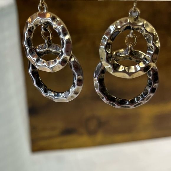 Sonoma Dangle Earrings - Picture 6 of 7